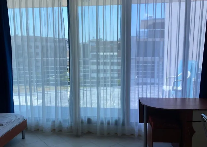 голямо и просторно студио Apartment Sunny Beach