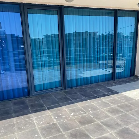 голямо и просторно студио Lägenhet Slăntjev Brjag