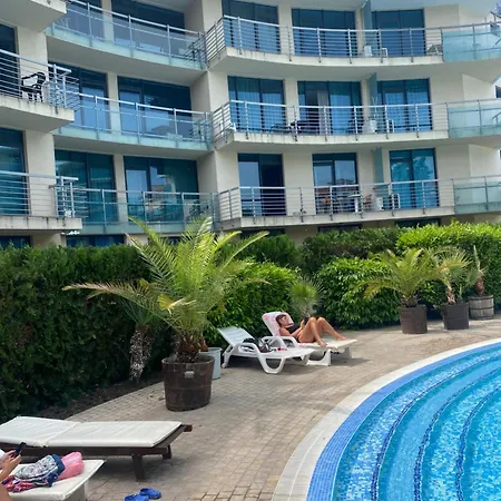 голямо и просторно студио Apartment Sunny Beach